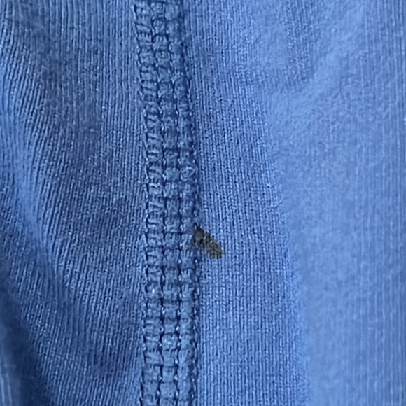 Lululemon blue zip up sz 6, pockets that zipped and thumb holes with jacket - Picture 9 of 9